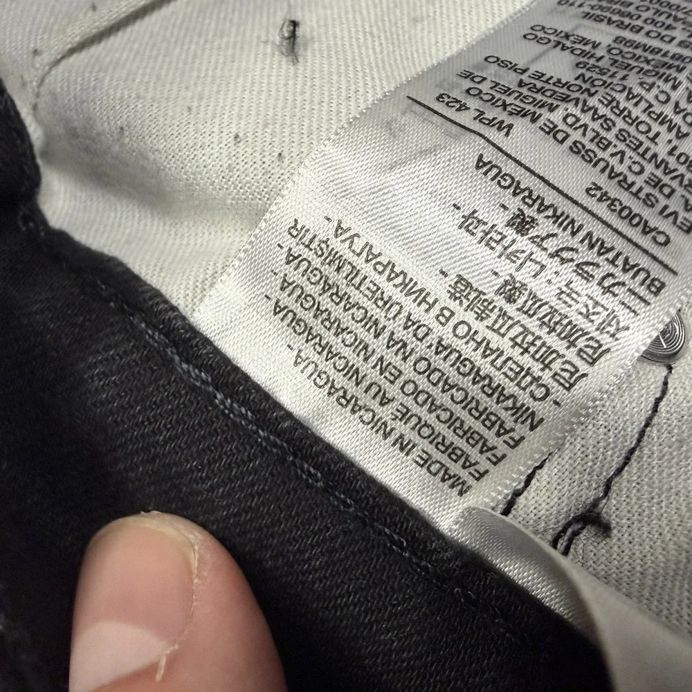Levi's 514 Straight Fit Jeans Faded Black Denim 38x32 Mens Pants Work USA